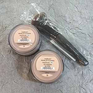 BareMinerals 2 MEDIUM & Brush